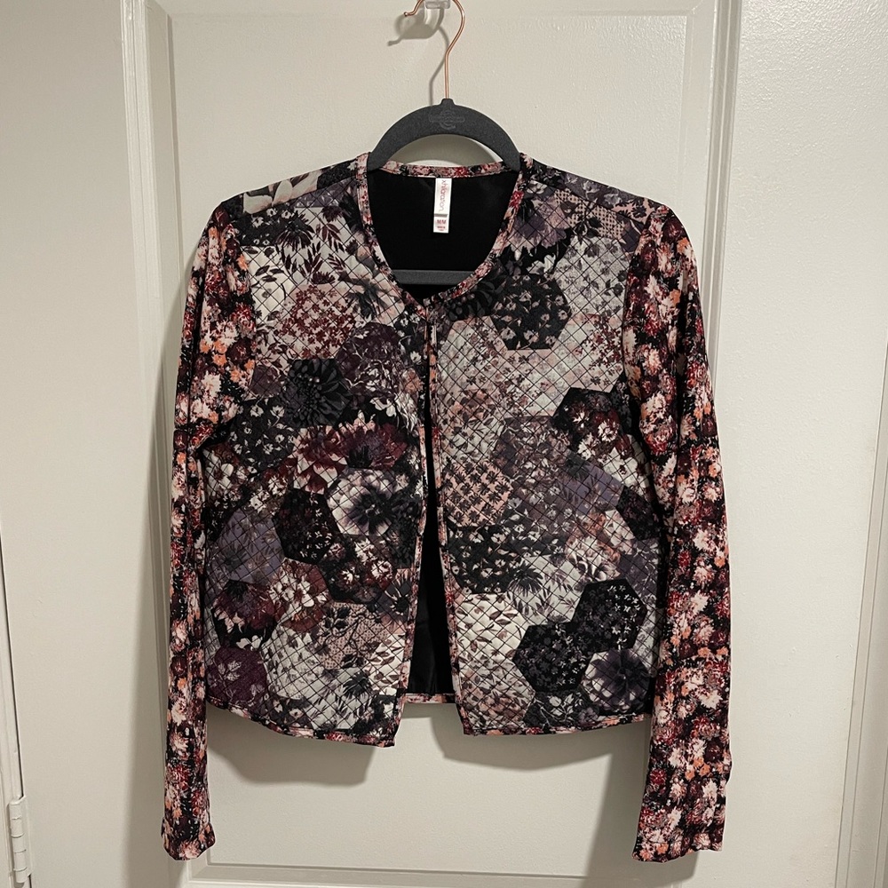 Trendy Floral Blazer